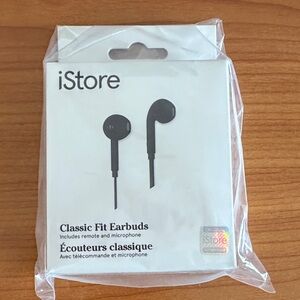 IStore Classic Fit Earbuds